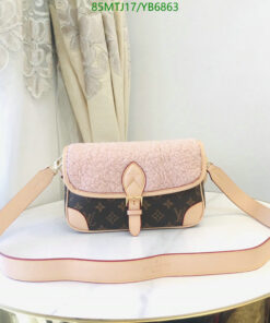Louis Vuitton Replica Sologne crossbody bag pink