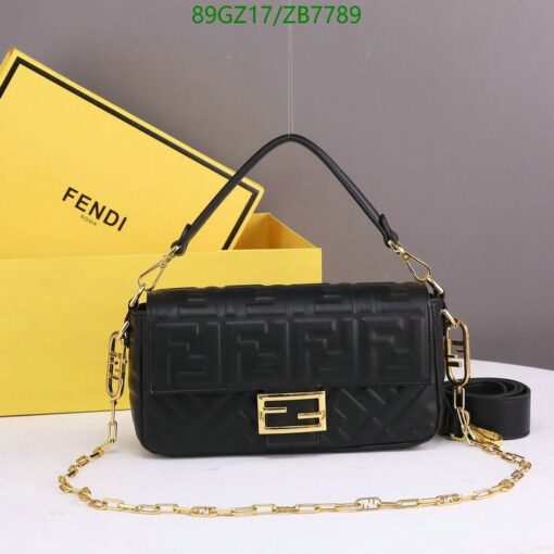 Fendi Replica Baguette Chain Midi Handbag AAAA black