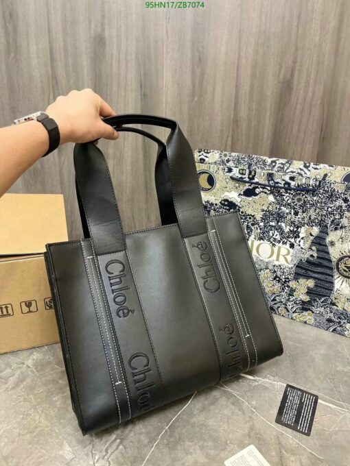 Replica WOODY Chloé Bag LEATHER SHOPPER Black MEDIUM Size