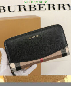 Replica Burberry Elmore wallet Zipped Around Black