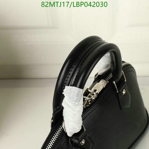 Lv Replica Alma BB Handbag traces AAAA Black