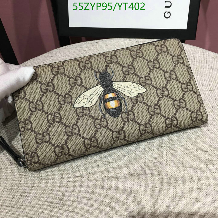 Gucci Bee Print GG Supreme Wallet for Men