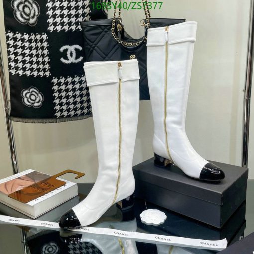 Chanel Knee boots in leather with CC logo For Women - HotReplica